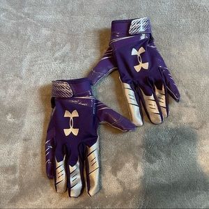UA purple football gloves